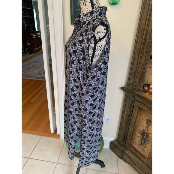 Spense Black & White Button Up Geometric Tunic - Picture 2 of 10